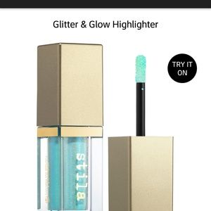 Stila Glitter & Glow highlighter